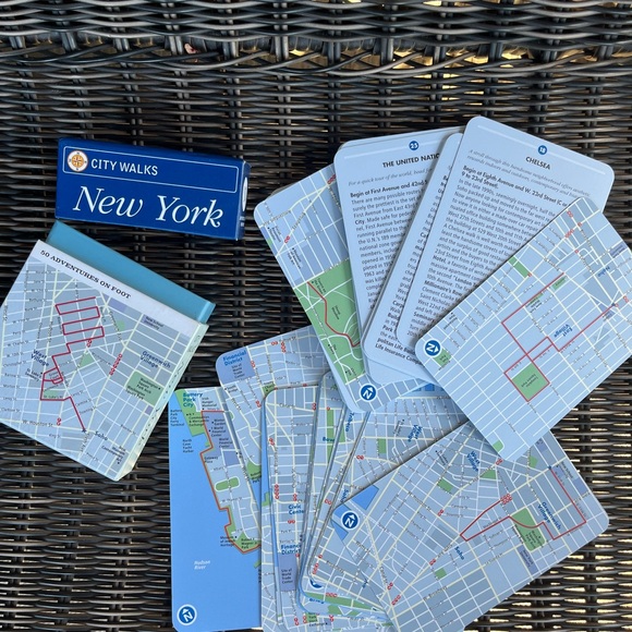 City Walks New York Travel Card Deck - Picture 6 of 6